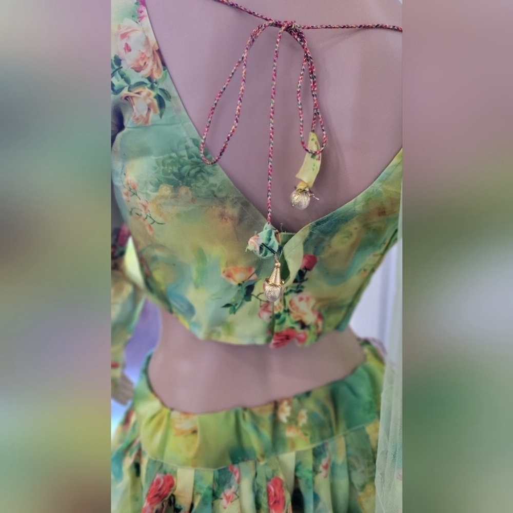 Beautiful Silk Floral Green Lehenga Choli - Picture 8 of 10